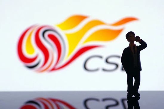 与此同时，瑞熙文化将依托集团公司瑞熙金控雄厚的资金优势、项目优势与专业的团队和精准判断力，通过集团布局大文化产业链，推动文化产业与金融产业深度融合，助力文化产业升级